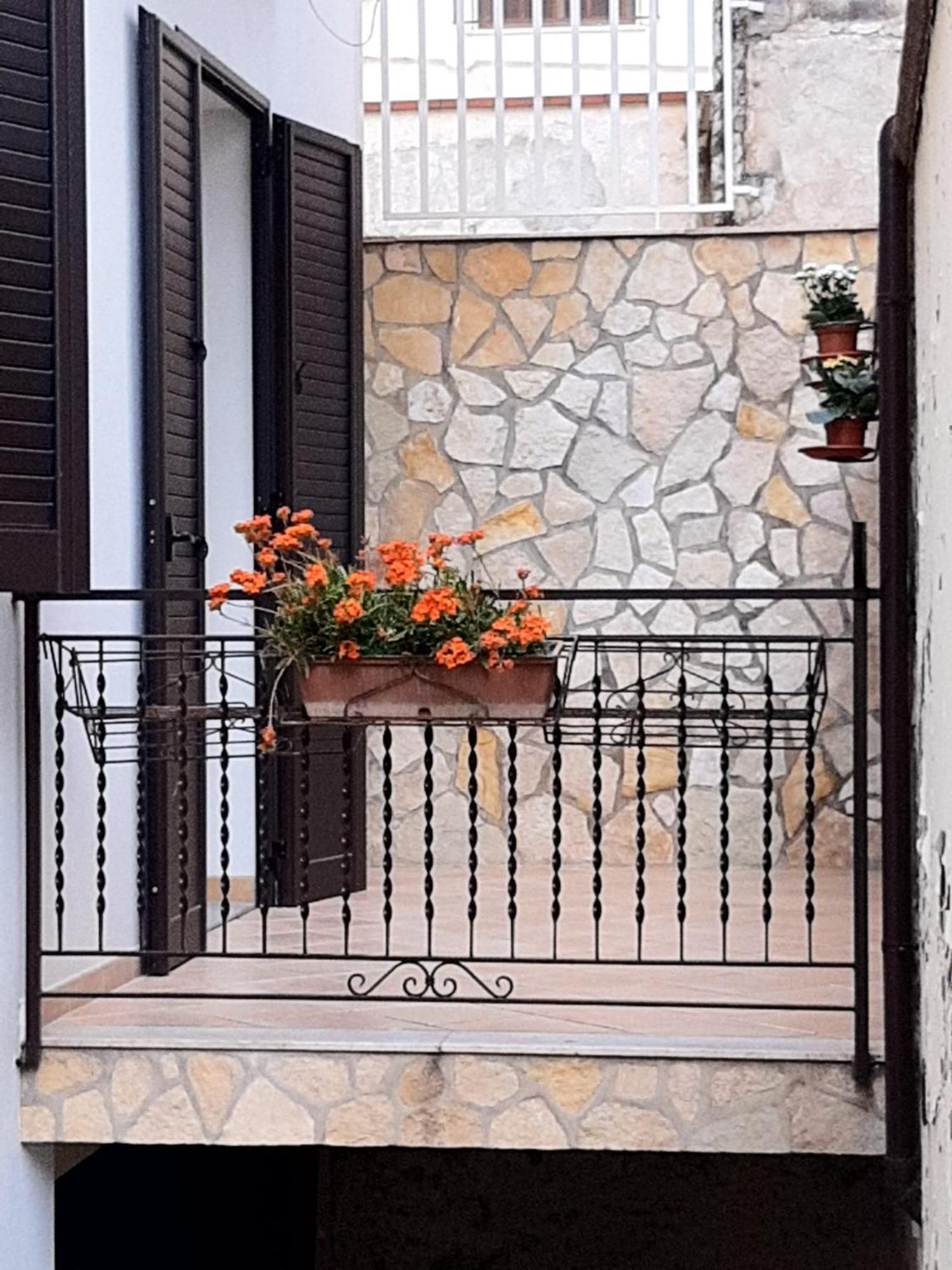 Casa Tegodi - Vacanze パレルモ エクステリア 写真