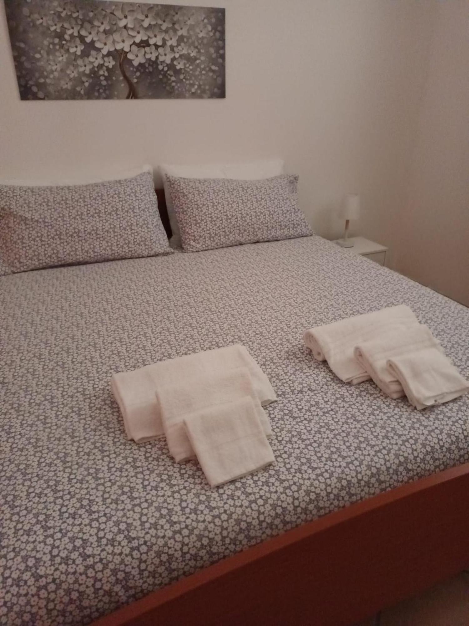 Casa Tegodi - Vacanze パレルモ エクステリア 写真